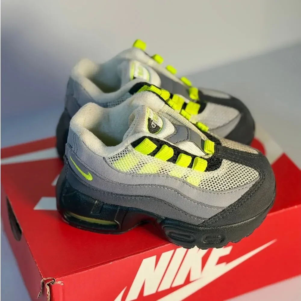 Nike Air Max 95 OG (TD) – Size 5C – Excellent Condition